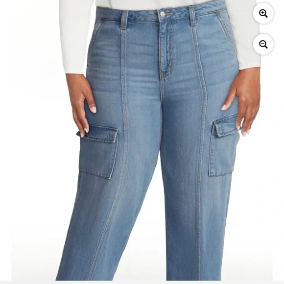 Time and Tru Women's Wide Leg Cargo Jeans, 31" Inseam, Sizes 20 - Picture 2 of 5